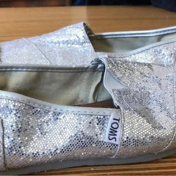 Silver Glitter Toms Shoes-size 6 - Picture 8 of 8